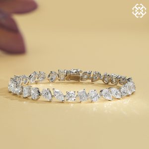 All GIA Multishape Bracelet 30DIA 12.69CT WG 16.5cm