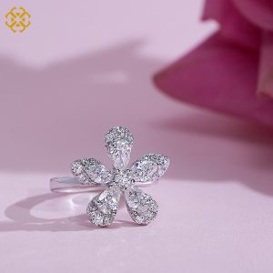 Florena Flower Ring WG